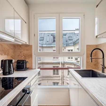 Quartier Libre Madeleine Apartment Paris Exterior photo
