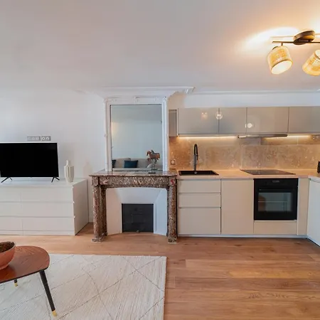 Quartier Libre Madeleine Apartment Paris Exterior photo