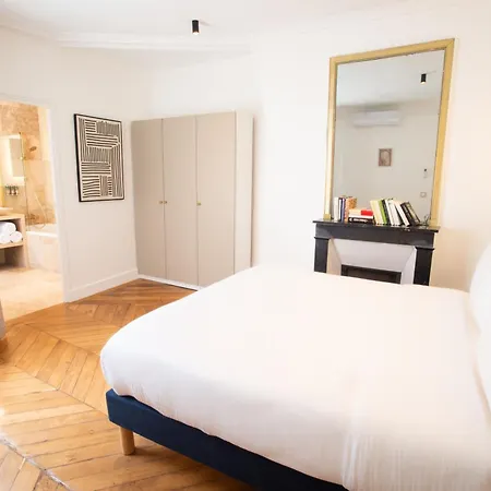 Quartier Libre Madeleine Apartment Paris Exterior photo