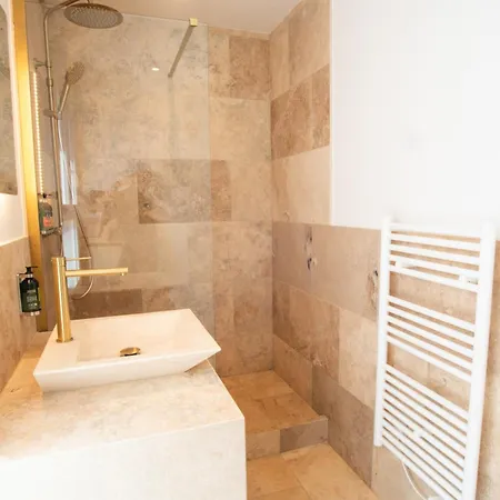 Quartier Libre Madeleine Apartment Paris Exterior photo