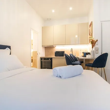 Quartier Libre Madeleine Apartment Paris Exterior photo