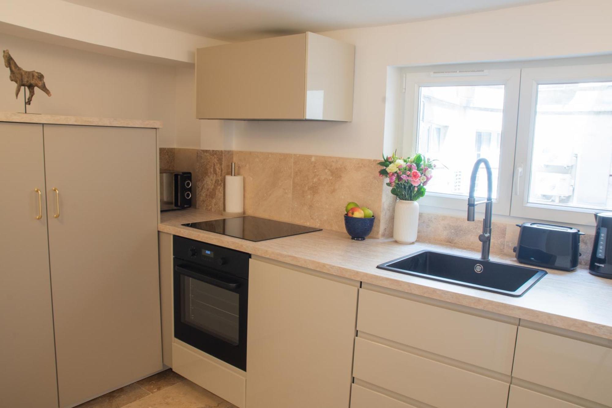 Quartier Libre Madeleine Apartment *